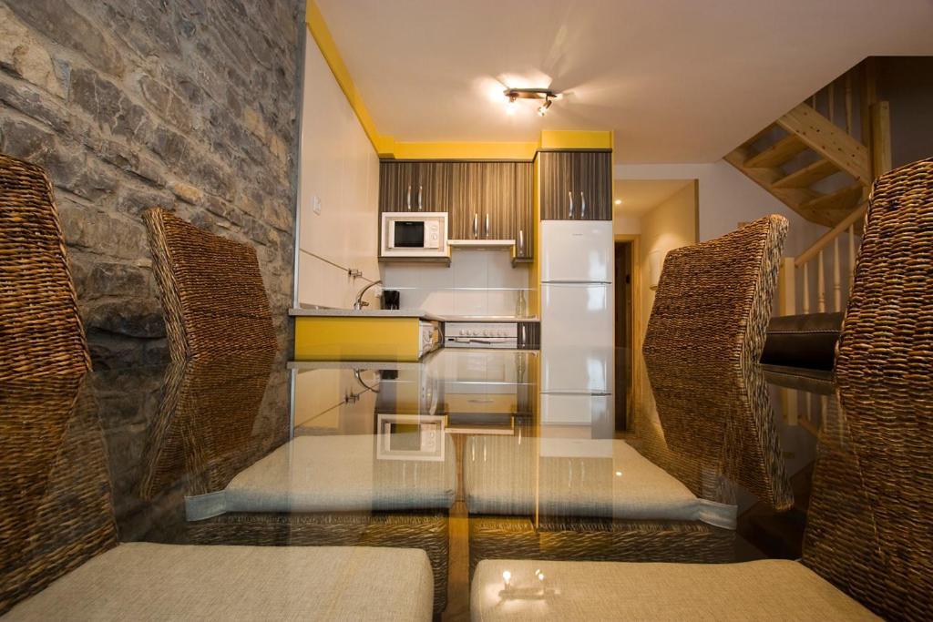Apartamentos Cañardo Autural Oros Alto Exterior foto